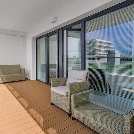 Lux Tukan B005 Polanki Aqua - Apartamento *